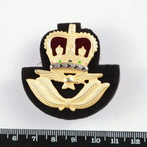 Royal Air Force officers cap badge