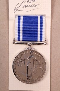 ER2 Police long service medal